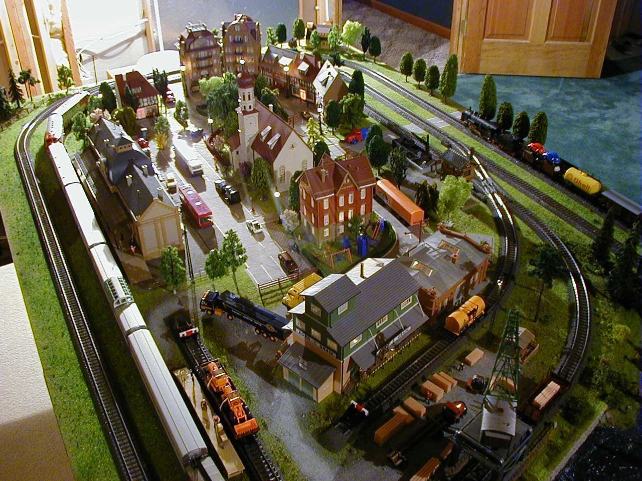 4X8 Marklin HO Scale Layout Model Train Image 4