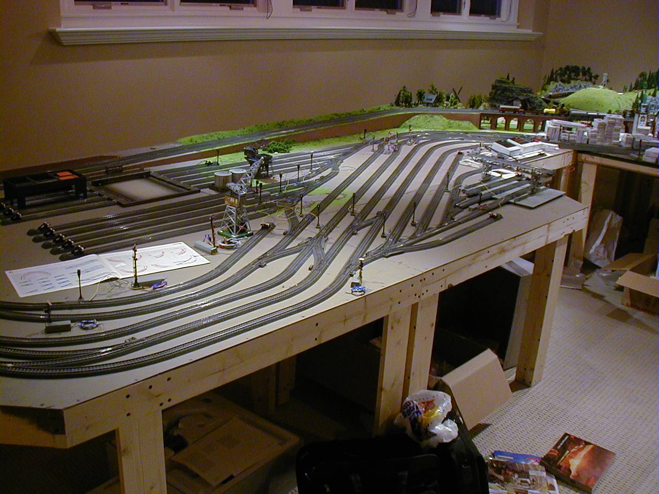  Constructed 21′ X 8′ Marklin HO Layout Model Train Photo Gallery