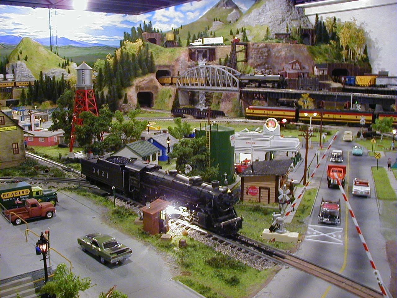 scale layout model train image 1 jpg 1280 960 more 3 rail trains 