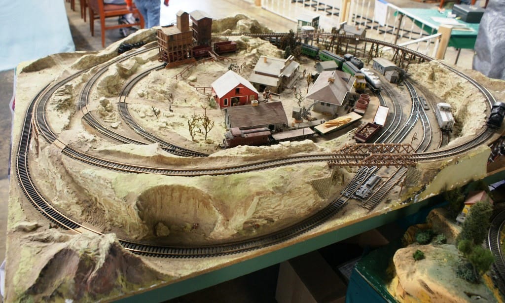 4x8 Marklin Ho Scale Layout Model Train Image 1 Pictures to pin on 