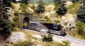 American HO Model Railroad Image 9