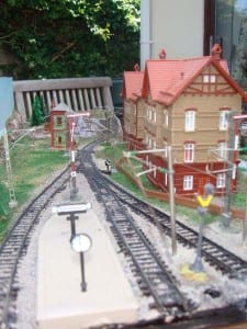 N scale Railroad Model Train Image 4