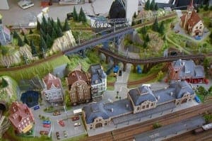 3' X 5' Outstanding N Scale Model Train Layout Image 10