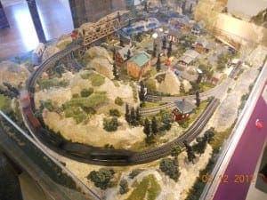 HO Scale Model Train Image 2