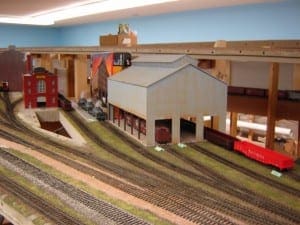 Model Train Benchwork Image 4