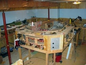 Model Train Benchwork Image 9