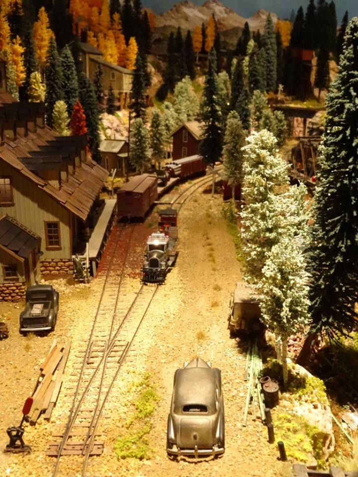 Jon's Amazing Model Train Layout