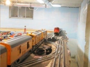 Stuart's 0-Gauge layout Model Train Image 8