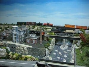 HO Layout Model Train Image 18