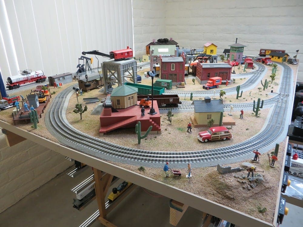 Bob Grassi s Amazing O Scale Model Train Layout