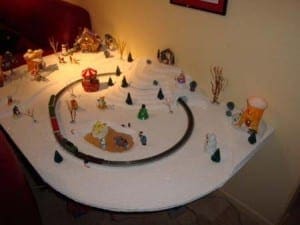 Winter Wonderland Model Train Image 5