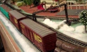 Snow Scene Model Train Image 9