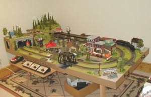 N Scale Model Train Image 11