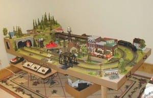 N Scale Model Train Image 11