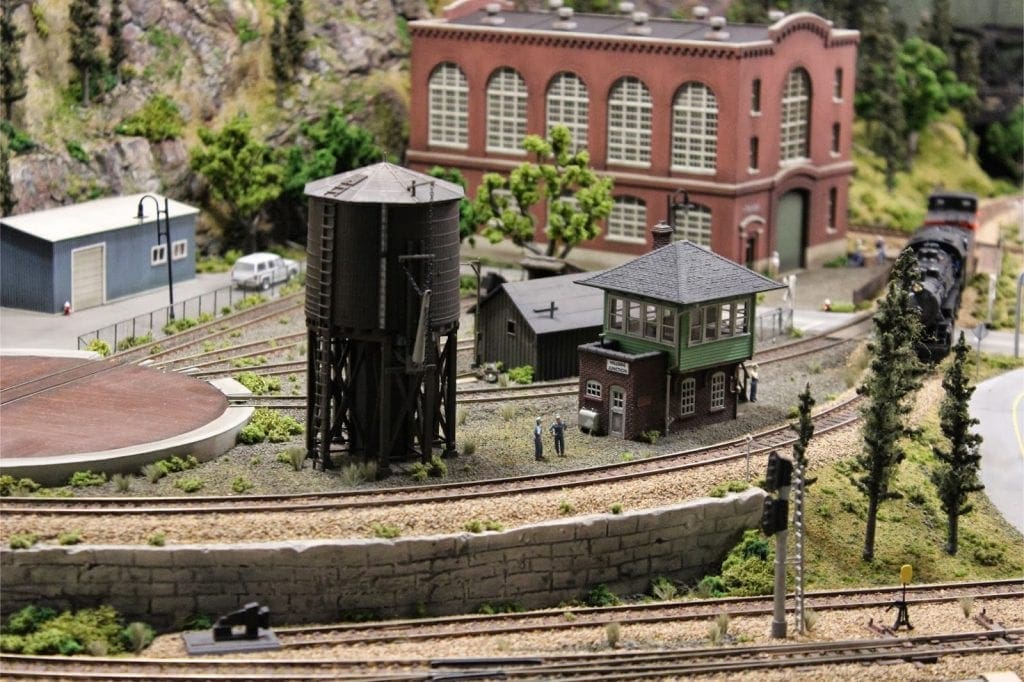 ho scale with water tower