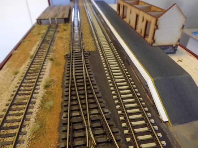 How to make ballast for model train layouts