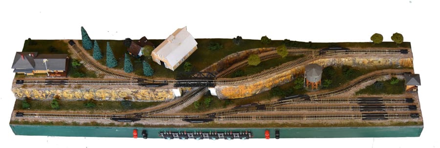 n scale shelf model railroad layout