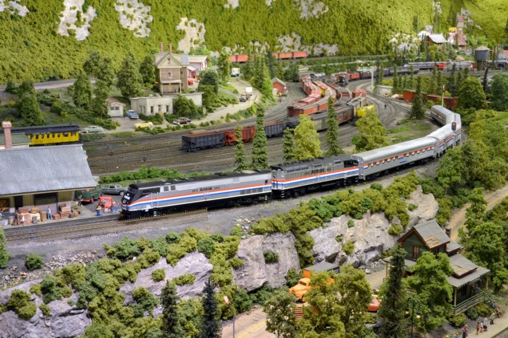 Detailed model railroad scenery